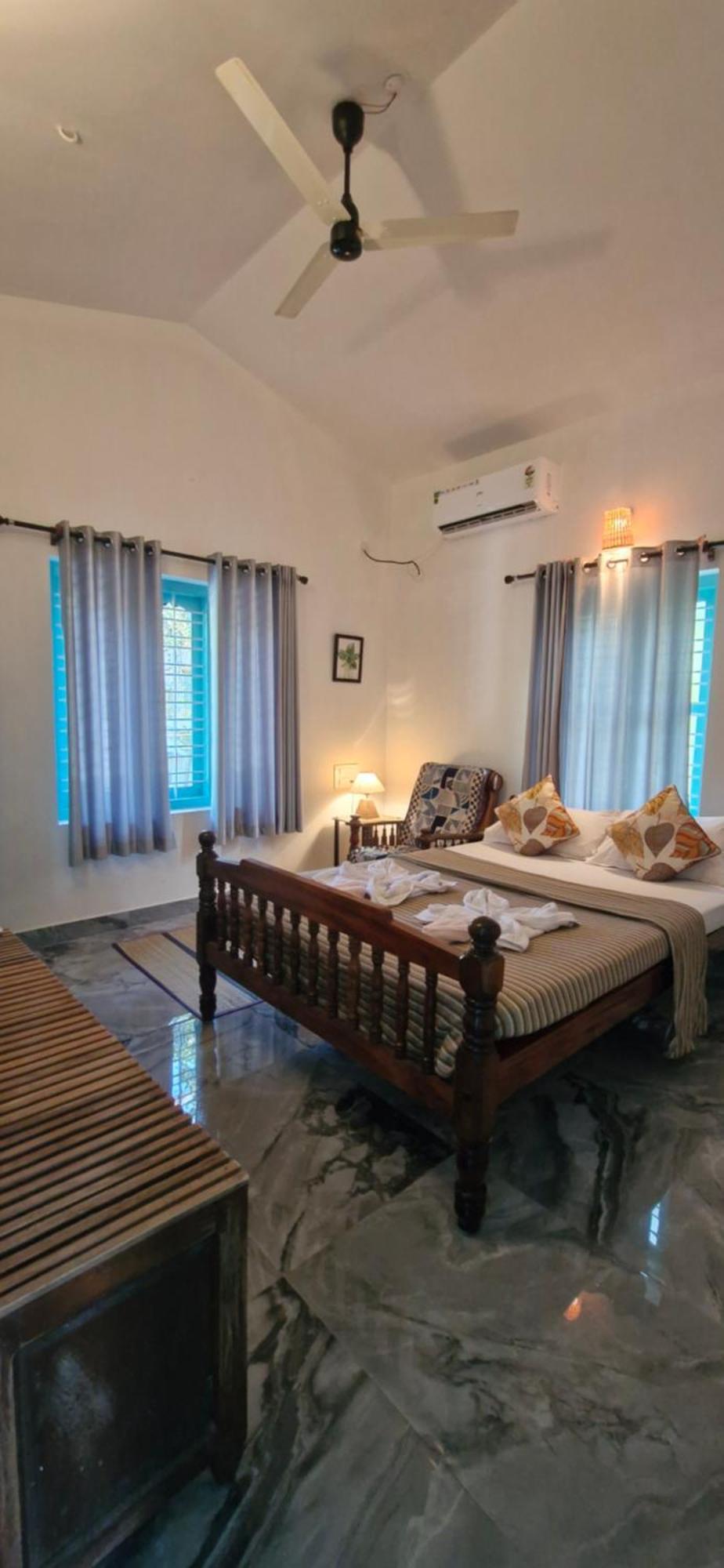 Blue Cove Villa Varkala Buitenkant foto
